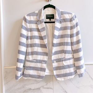 Banana Republic Blazer.  Cropped Length.  Fully Lined.  Full Length Sleeves